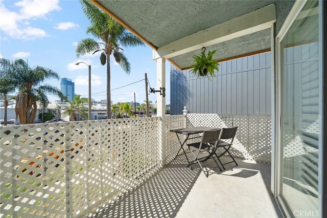 955 E. 3rd street 203, Long Beach, CA 90802