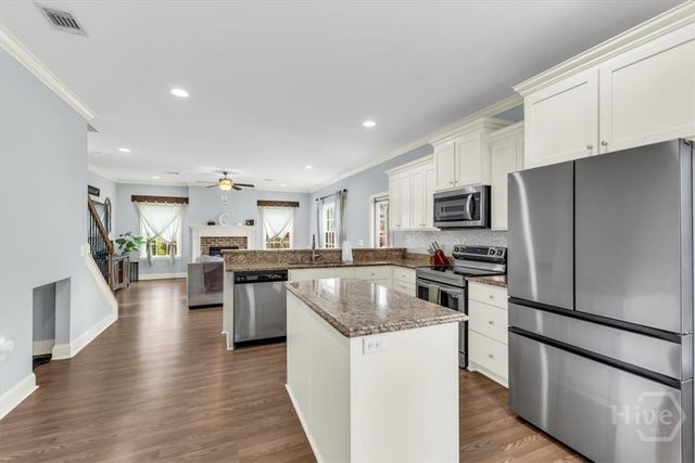 291 Kerry Drive, Richmond Hill, GA 31324