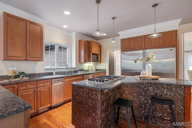 17 West Drive, Chesterfield, MO 63017
