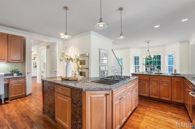 17 West Drive, Chesterfield, MO 63017
