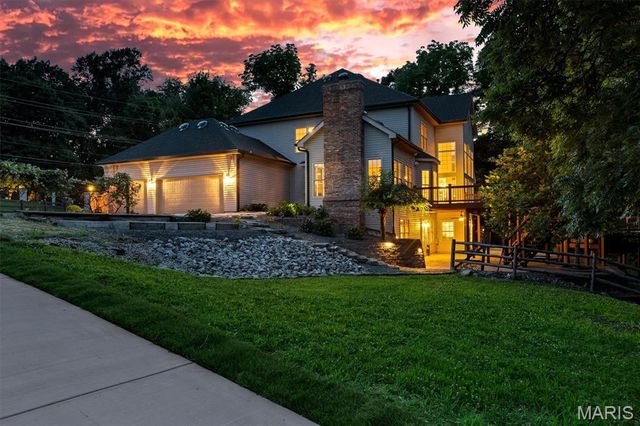 17 West Drive, Chesterfield, MO 63017
