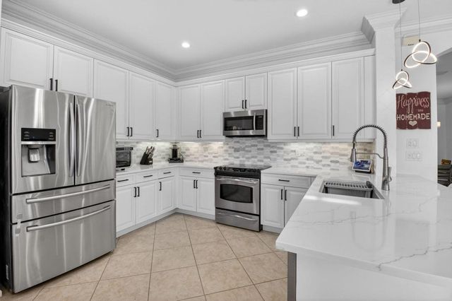 7860 Jewelwood Drive, Boynton Beach, FL 33437