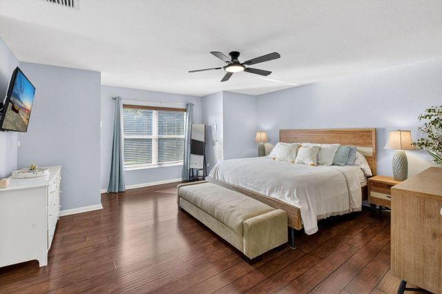 7860 Jewelwood Drive, Boynton Beach, FL 33437