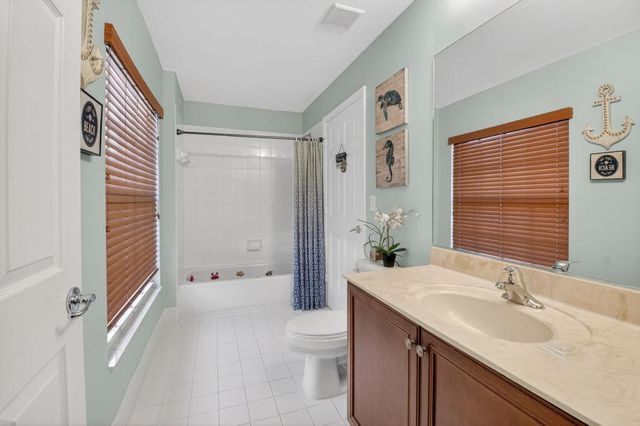 7860 Jewelwood Drive, Boynton Beach, FL 33437