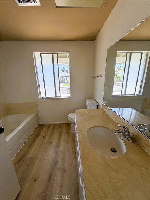 Image 9 of property listing at 16433 Felice Drive, San Diego, CA 92128