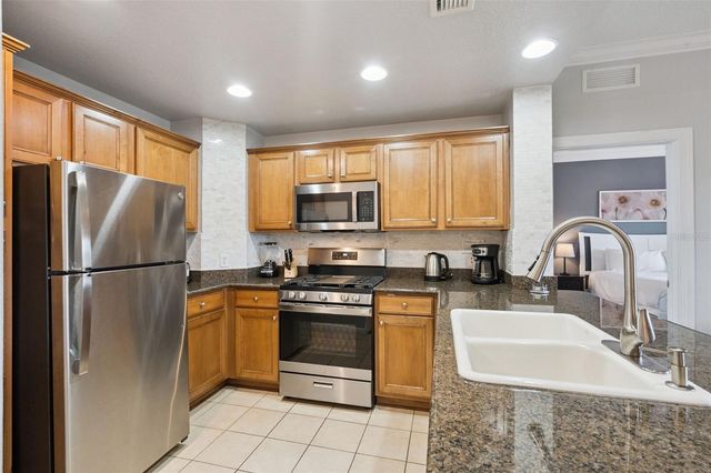 7655 HERITAGE CROSSING WAY 201, Reunion, FL 34747