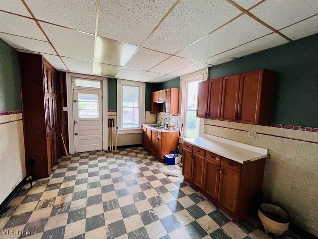 406 Grant Street, Newell, WV 26050