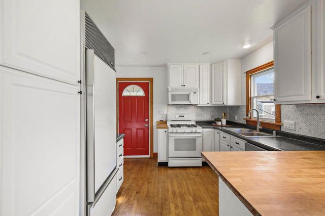 224 S Main Street, Oregon, WI 53575