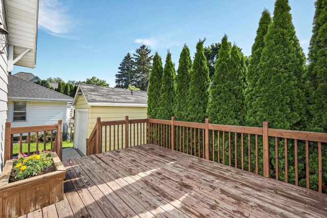224 S Main Street, Oregon, WI 53575