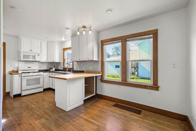 224 S Main Street, Oregon, WI 53575