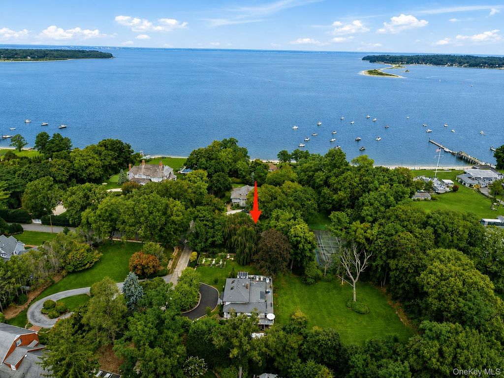 34 Locust Lane, Huntington Bay, NY 11743 — photo 3