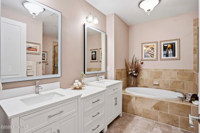 2537 St James Drive SE Apt 1007, Southport, NC 28461