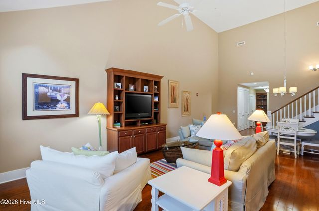 2537 St James Drive SE Apt 1007, Southport, NC 28461