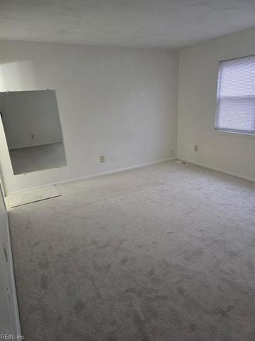 831 Devonshire CT, Virginia Beach, VA 23462