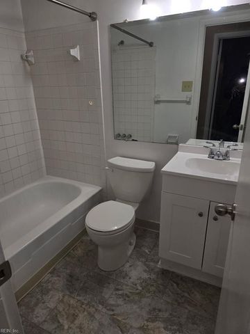 831 Devonshire CT, Virginia Beach, VA 23462