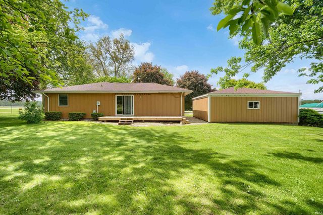9482 E 100 South Road, Greentown, IN 46936