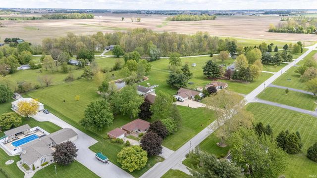 9482 E 100 South Road, Greentown, IN 46936