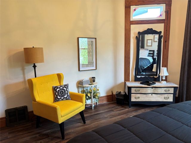 316 E Jefferson Street, Winterset, IA 50273