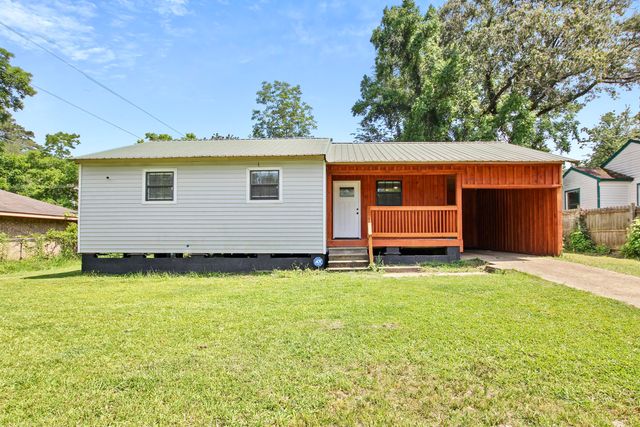 2105 Miriam St, Leesville, LA 71446