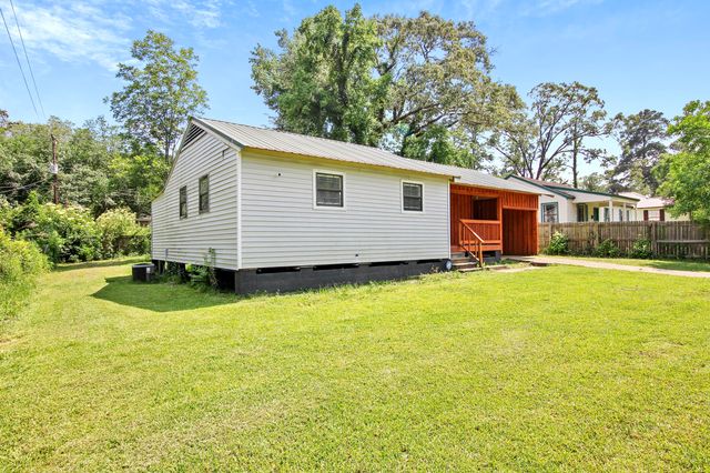 2105 Miriam St, Leesville, LA 71446