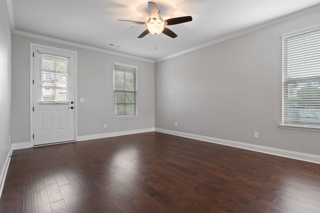 2564 Wellesley Square Dr, Thompsons Station, TN 37179