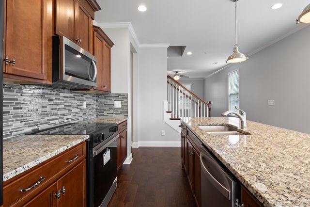 2564 Wellesley Square Dr, Thompsons Station, TN 37179