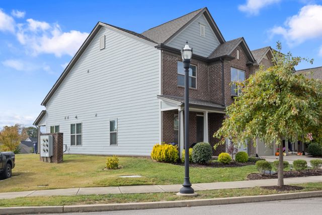 2564 Wellesley Square Dr, Thompsons Station, TN 37179