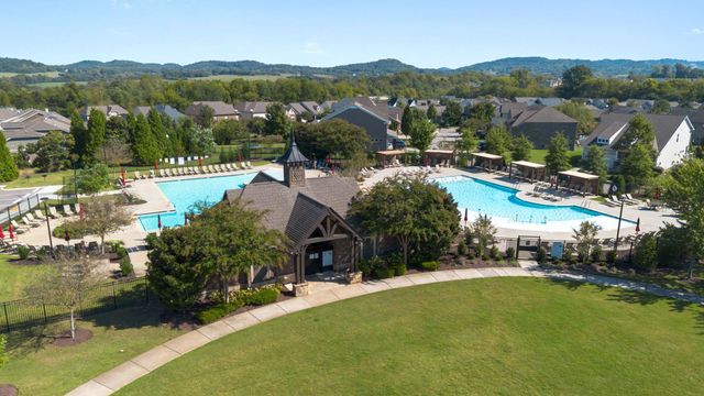 2564 Wellesley Square Dr, Thompsons Station, TN 37179