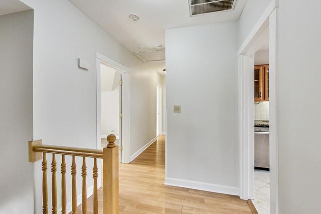 1327 Church Street CH, Evanston, IL 60201