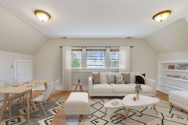 1327 Church Street CH, Evanston, IL 60201