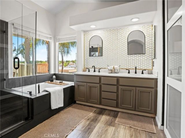 31921 Camino Marea, Temecula, CA 92592
