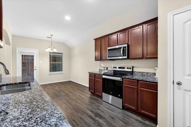 108 Westview Drive, Gun Barrel City, TX 75156