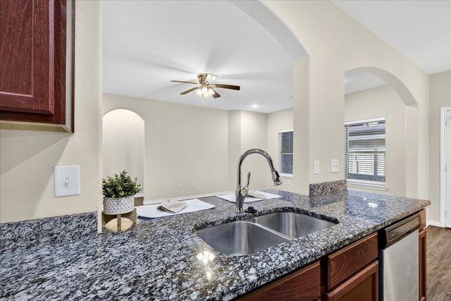 108 Westview Drive, Gun Barrel City, TX 75156