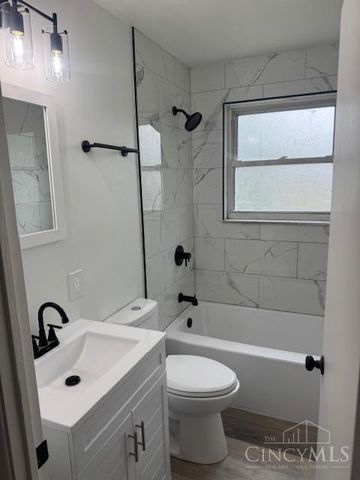 5337 Delhill Drive, Delhi Twp, OH 45238