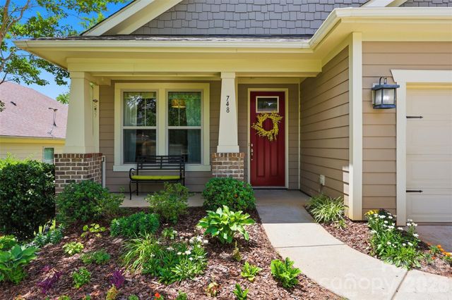 748 Lagan Court, Fort Mill, SC 29715