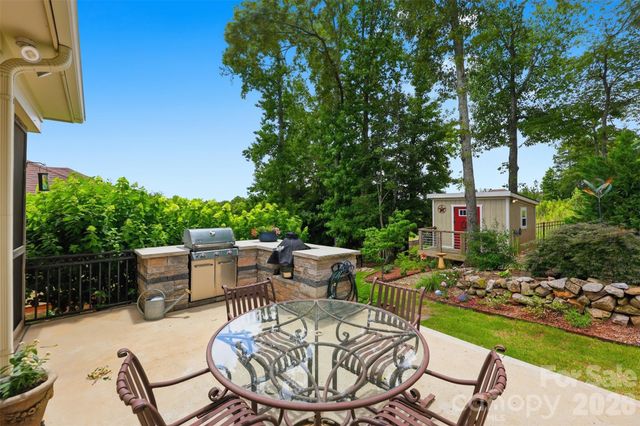 748 Lagan Court, Fort Mill, SC 29715