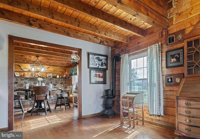 531 CAPITOL HILL RD, Dillsburg, PA 17019