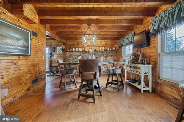 531 CAPITOL HILL RD, Dillsburg, PA 17019