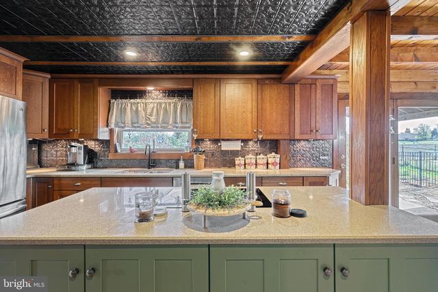 531 CAPITOL HILL RD, Dillsburg, PA 17019