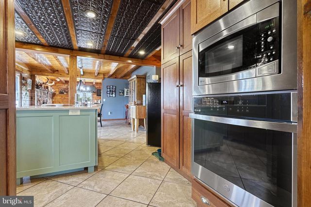 531 CAPITOL HILL RD, Dillsburg, PA 17019