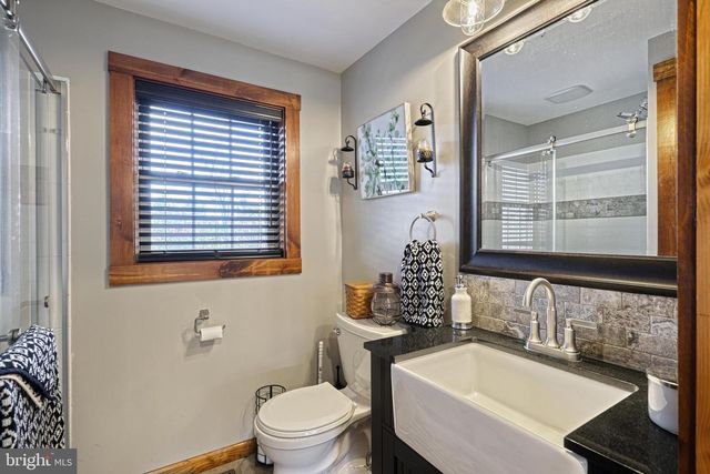 531 CAPITOL HILL RD, Dillsburg, PA 17019