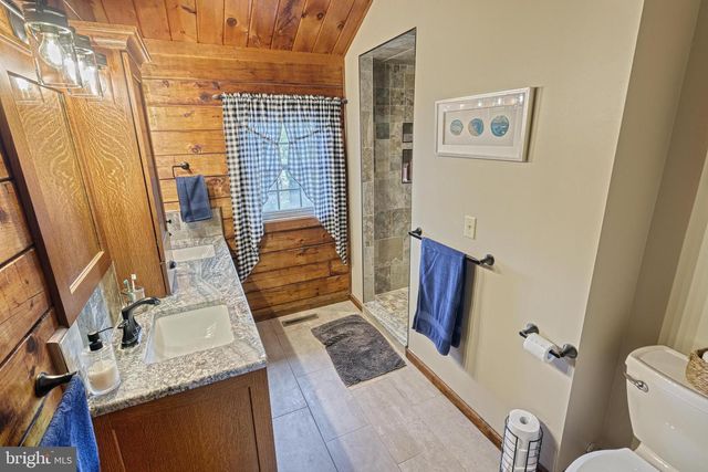 531 CAPITOL HILL RD, Dillsburg, PA 17019