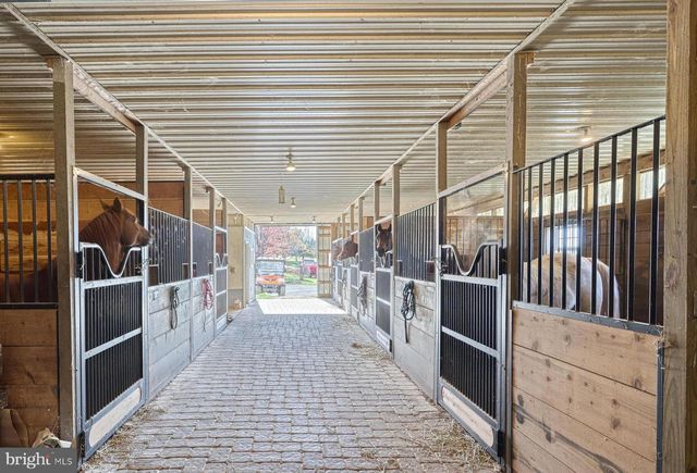 531 CAPITOL HILL RD, Dillsburg, PA 17019