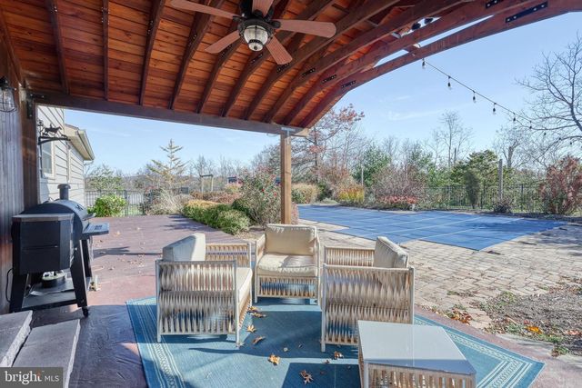 531 CAPITOL HILL RD, Dillsburg, PA 17019