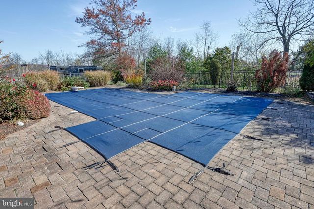 531 CAPITOL HILL RD, Dillsburg, PA 17019