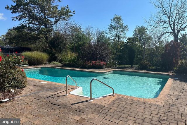 531 CAPITOL HILL RD, Dillsburg, PA 17019