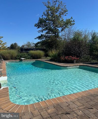 531 CAPITOL HILL RD, Dillsburg, PA 17019