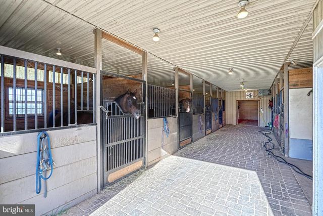 531 CAPITOL HILL RD, Dillsburg, PA 17019