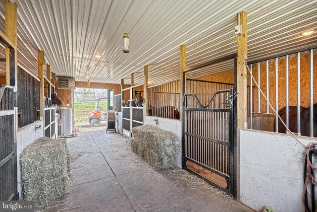 531 CAPITOL HILL RD, Dillsburg, PA 17019