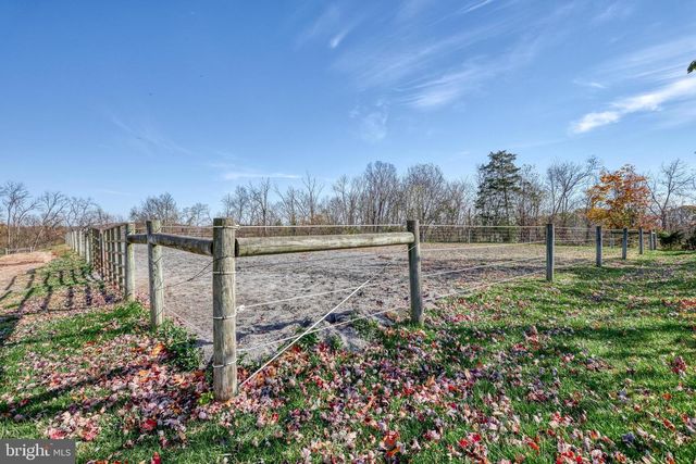 531 CAPITOL HILL RD, Dillsburg, PA 17019